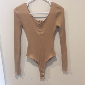 Mustard yellow tight shirt